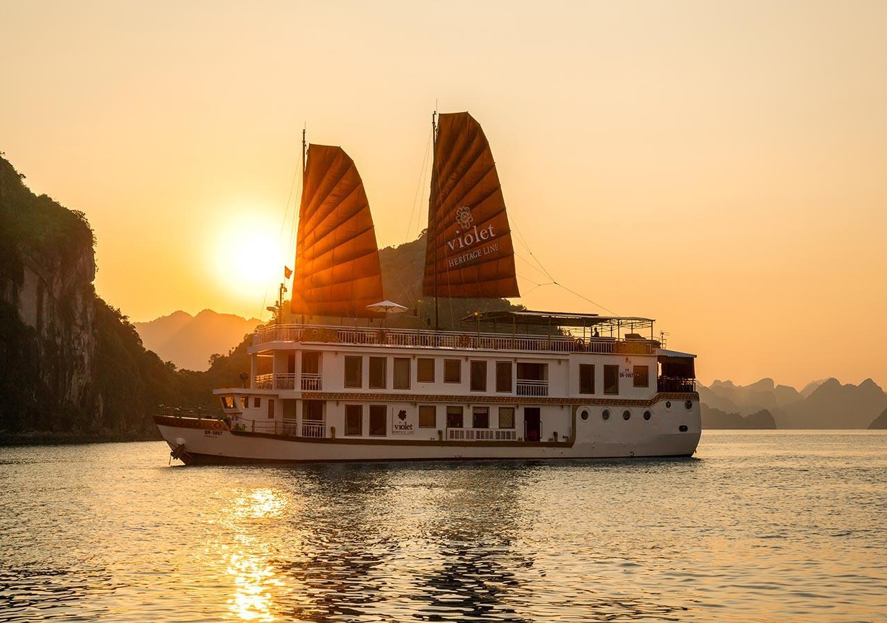 Heritage Line Violet Cruise - Halong Bay & Lan Ha Bay Ha Long Exterior foto